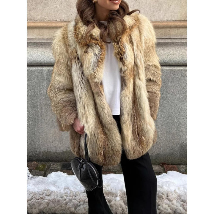 Women’s faux fur jacket with luxurious details Lune London