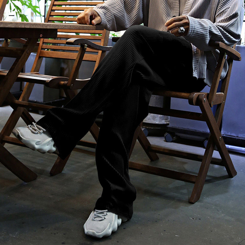 Casual striped pants for men with an elastic waistband and side pockets Lune London