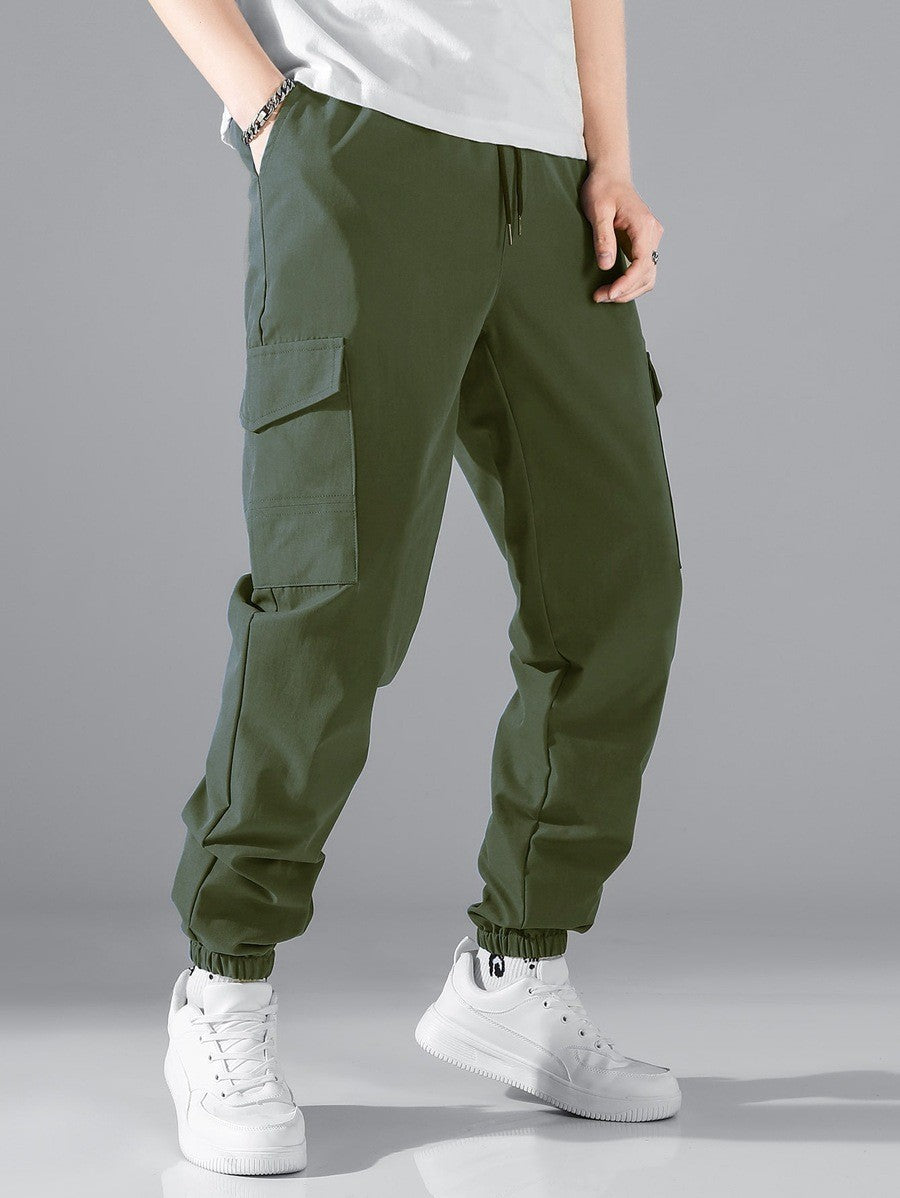 Men's cargo pants with elastic waistband and practical side pockets Lune London