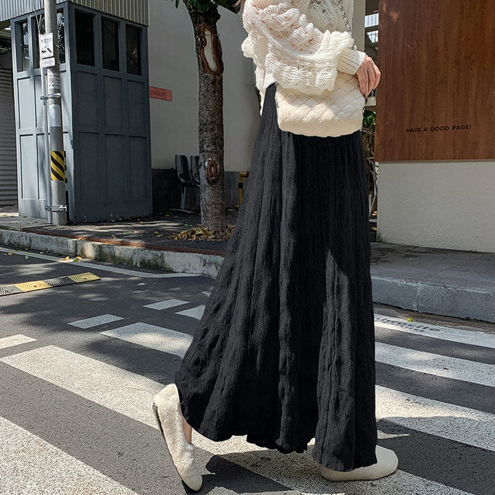 Maxi skirt for women with a refined ribbed design and an elastic waist Lune London