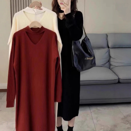 Knitted dress for women with an elegant ribbed structure Amarae