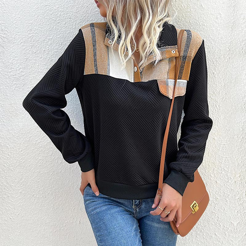 Comfortable sweatshirt for women with a modern checked pattern and a button placket Lune London