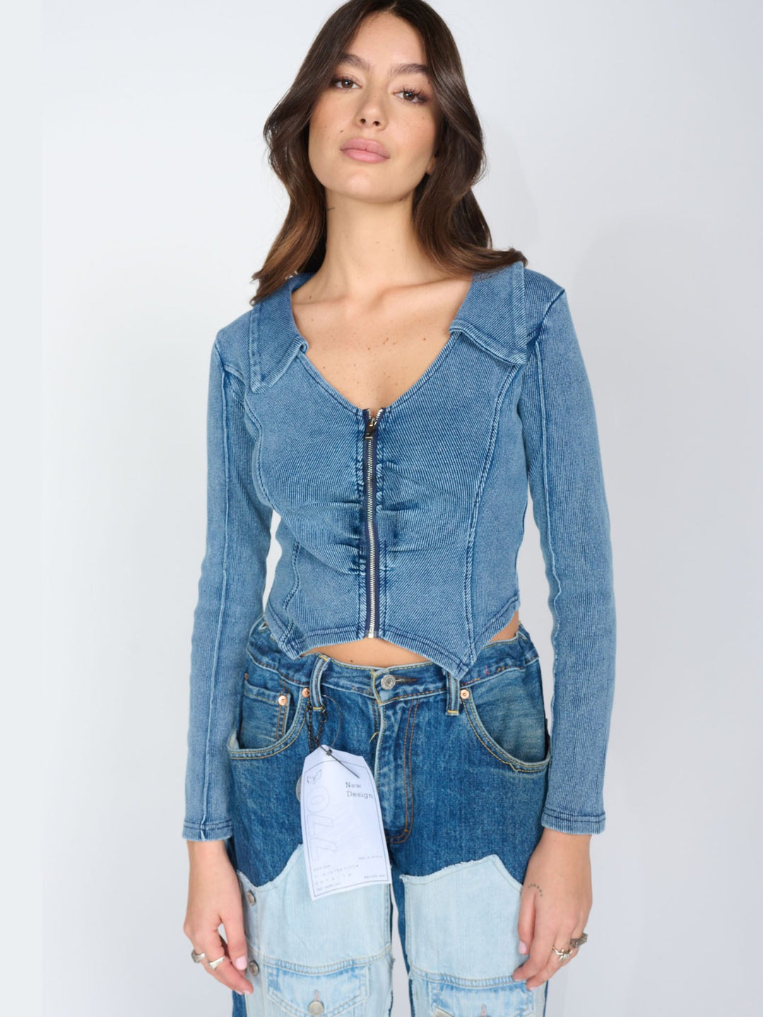 Fitted denim jacket for women with zipper Amarae