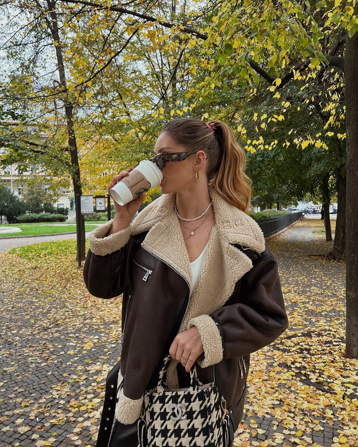 Women's Casual Aviator Biker Jacket in Vintage Leather Look with Sherpa Lining Amarae
