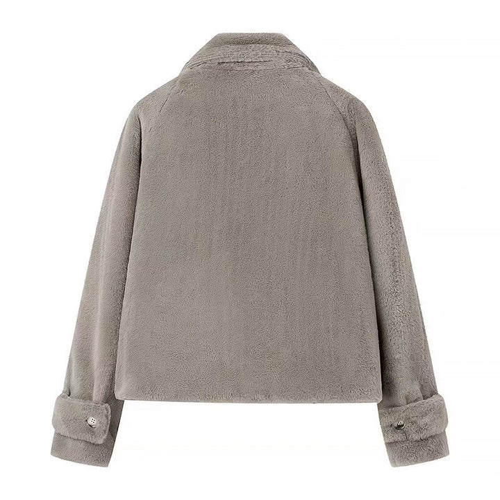 Veste confortable pour femmes avec collier élégant Chic & Stil