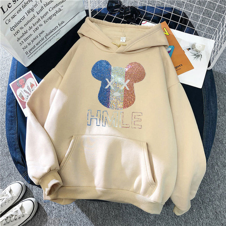 Women's hoodie with artistic bear motif Chic & Stil