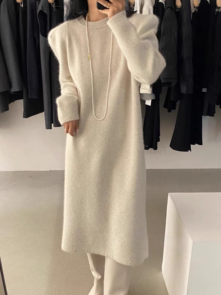 Elegant knitted dress for women with puff sleeves and a round neckline Lune London