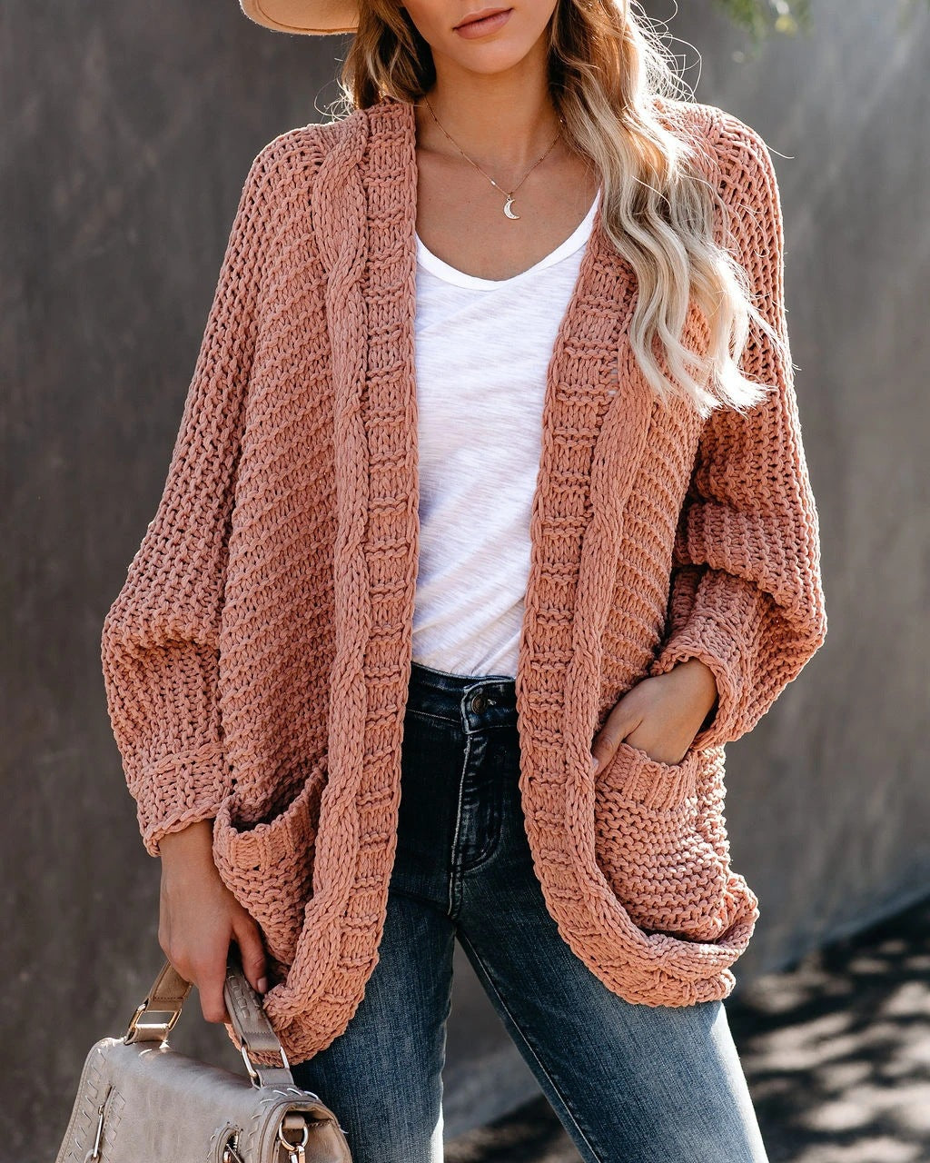 Ladies chunky knit cardigan with open sleeves and spacious pockets Lune London