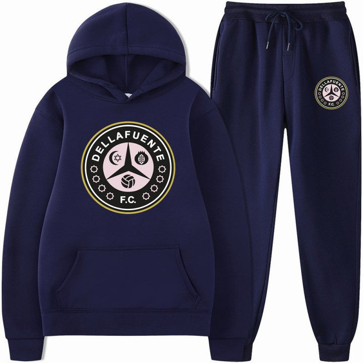 Women’s sweatshirt and jogging pants set with sporty club motif Chic & Stil