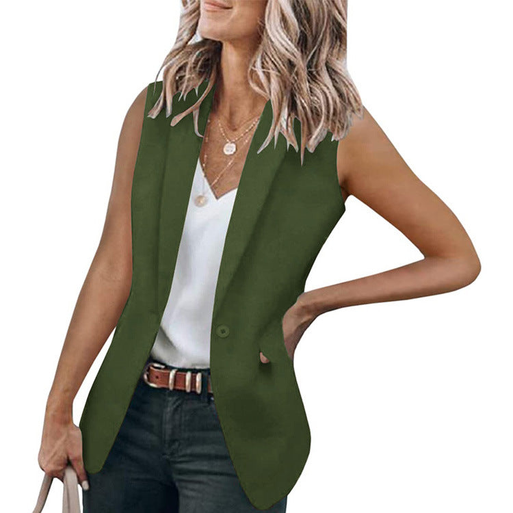 Women Sleeveless Blazer with Modern Pockets Lune London