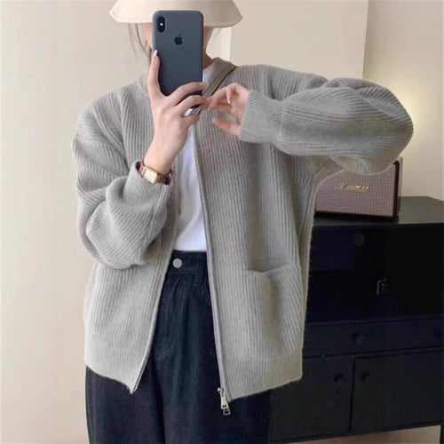 Cardigan en tricot confortable pour femmes avec col haut Chic & Stil