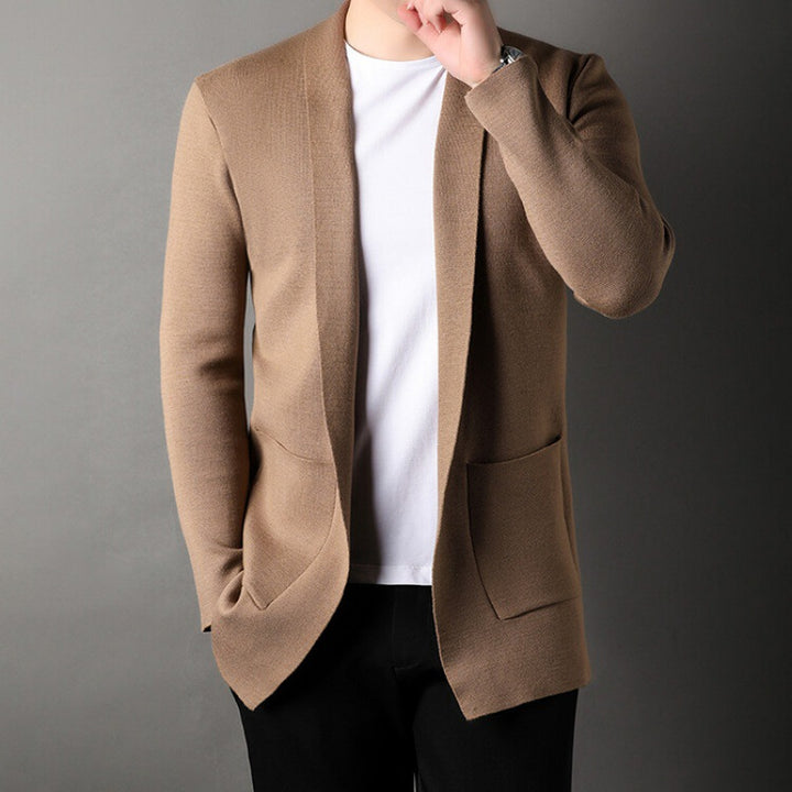 Ladies elegant cardigan with practical pocket design Lune London