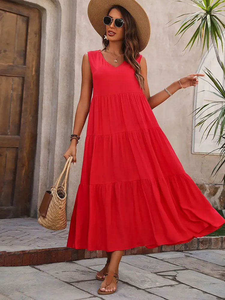 Ladies Elegant Summer Maxi Dress with Voluminous Skirt and V-Neck Lune London