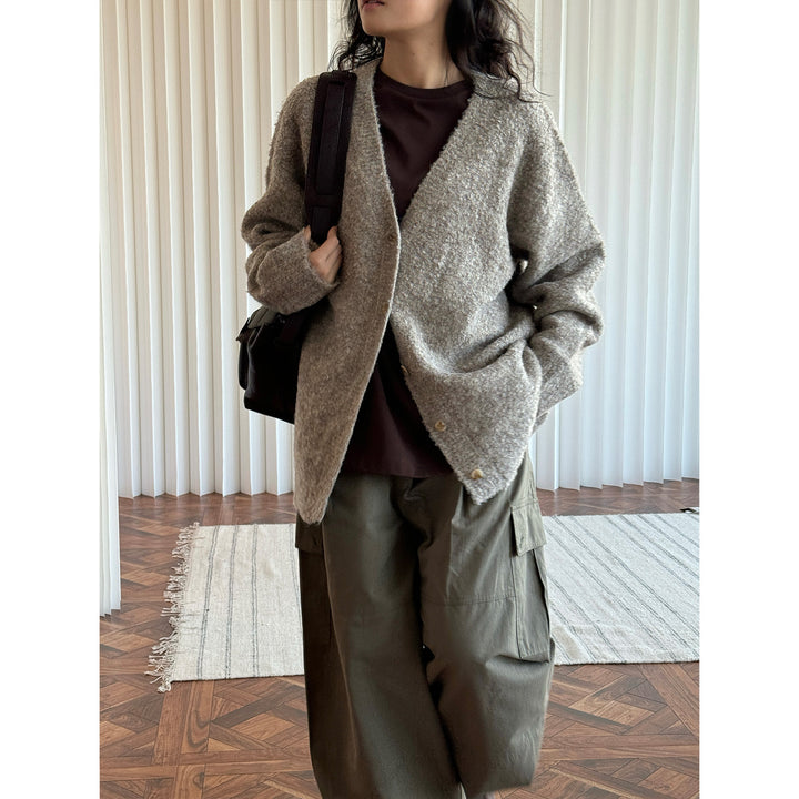 Ladies Boxy Cardigan made of fluffy bouclé wool blend with deep V and button placket Amarae
