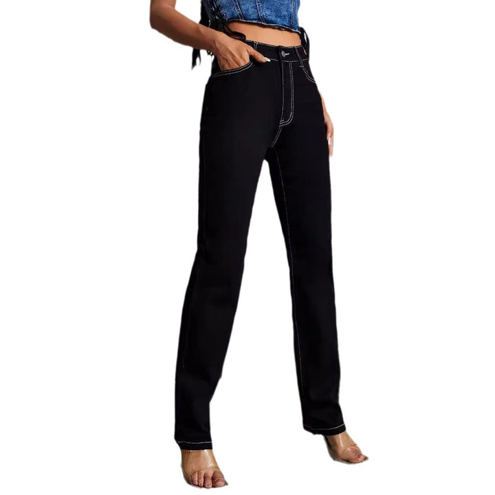 Women’s high-waisted straight cut jeans with contrast stitching Amarae