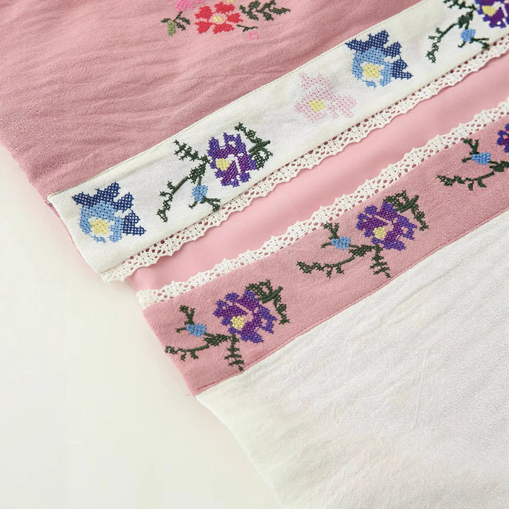 Women’s kimono jacket with floral embroidery and elegant collar Lune London