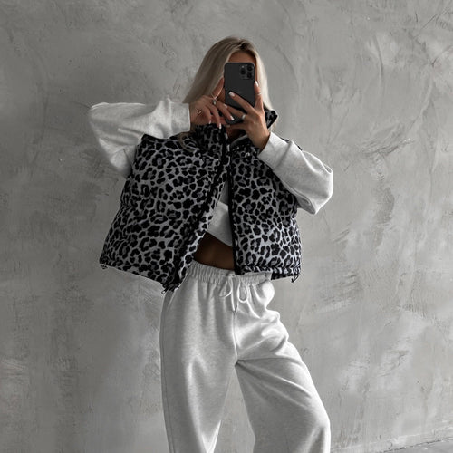 Women's casual vest with animal print and comfortable fit Amarae