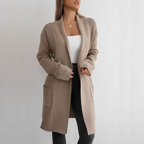 Cardigan en tricot pour femmes avec coupe ouverte et mélange de textures modernes Chic & Stil