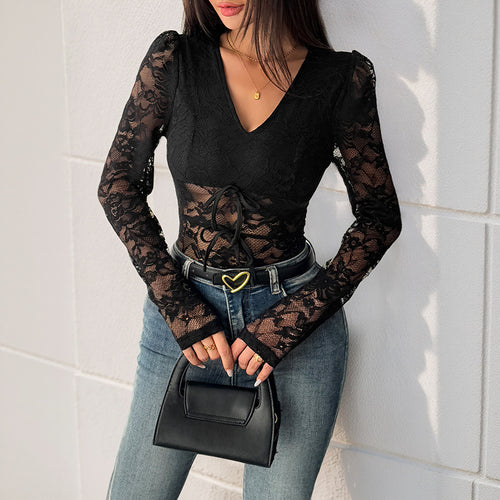 Elegant Woman Lace Body Amarae