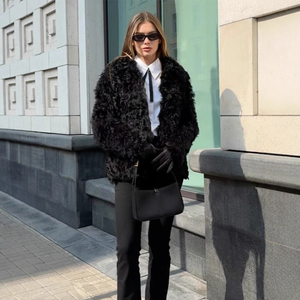 Women's Boxy Short Coat made of crinkled Faux Fur with structured wave pattern and open front Amarae