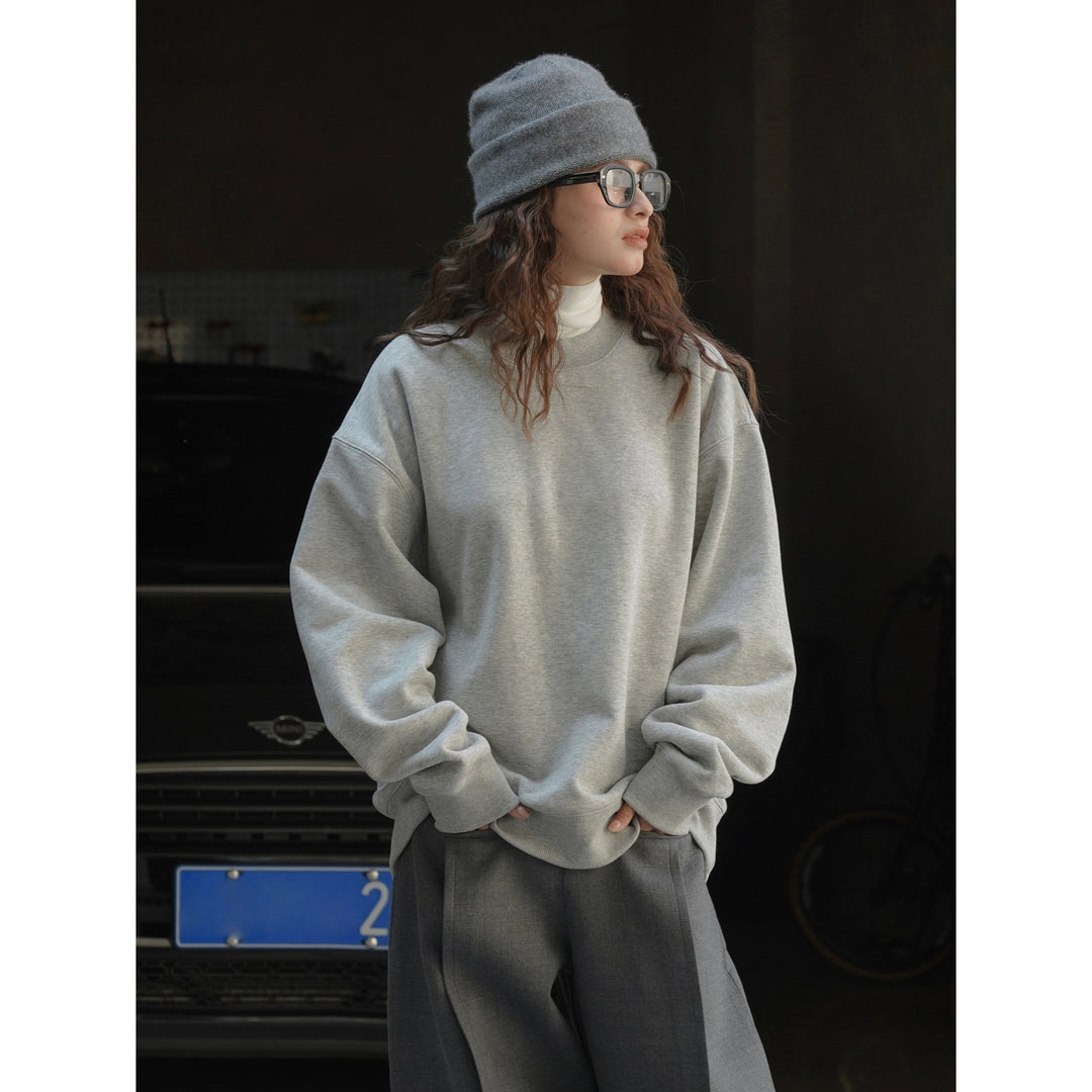 Women's cuff hat made of soft fine knit with a light fluffy appearance Amarae