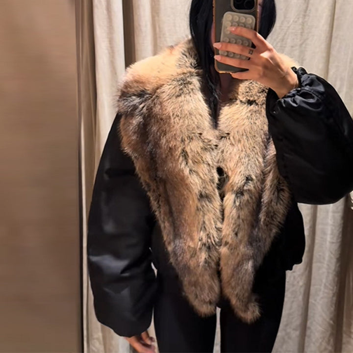 Women's short jacket with voluminous faux fur shawl collar Amarae