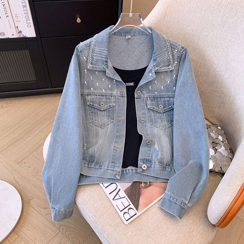 Veste en denim à la mode pour femmes avec des détails en perles glamour Chic & Stil