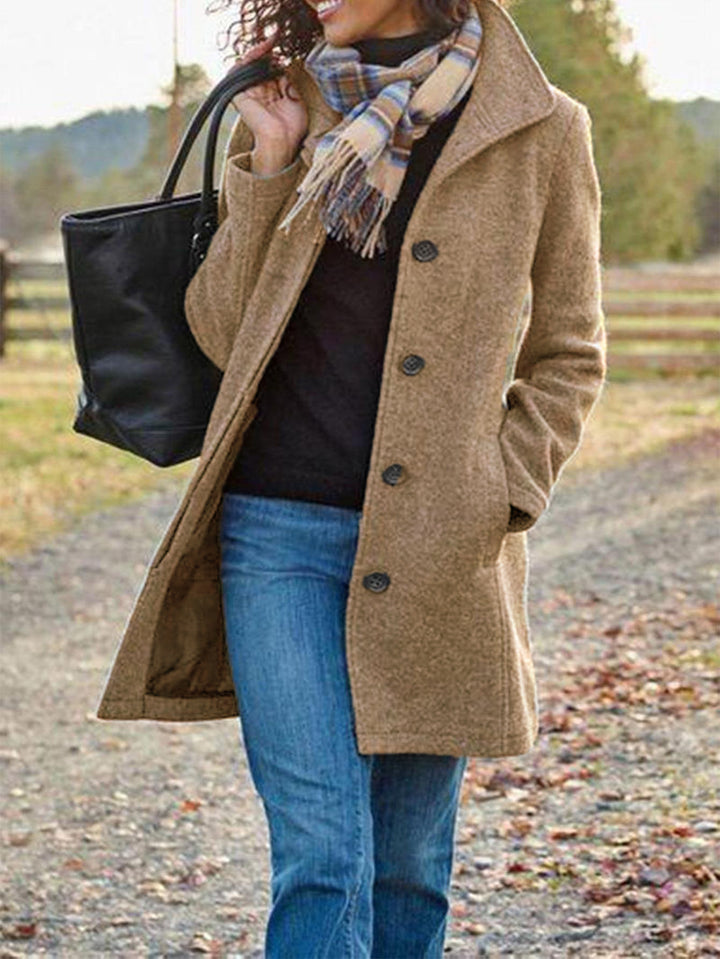 Elegant wool coat for women with classic lapels Amarae