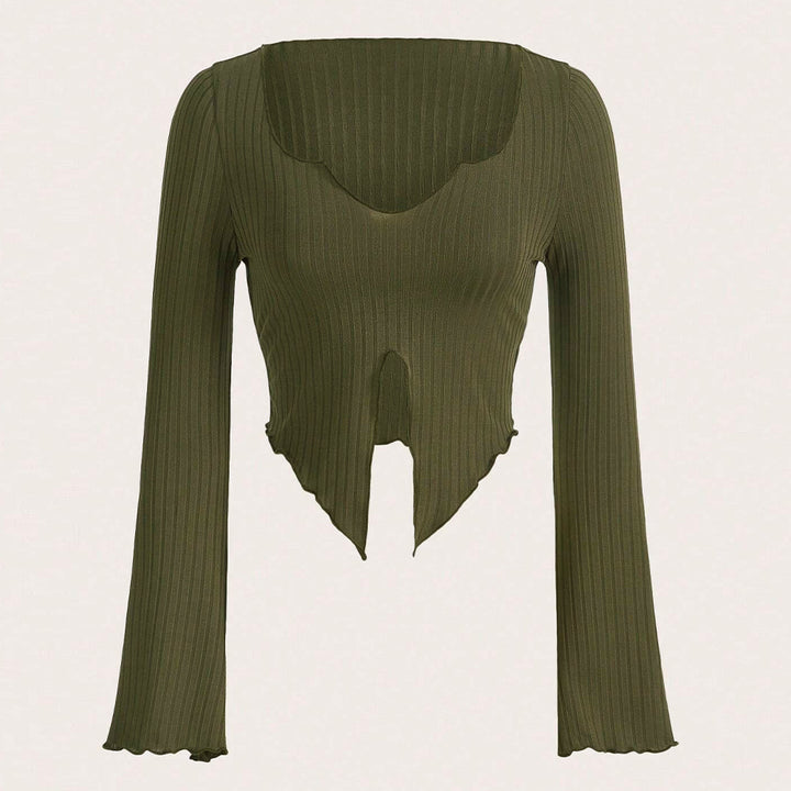 Chemise pour femme à manches longues cropped avec ourlet asymétrique et détails de volants à la mode Chic & Stil