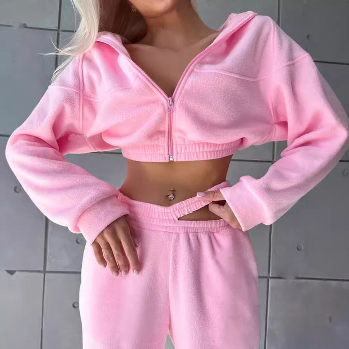 Elegant and sporty fleece hoodie set for women Lune London