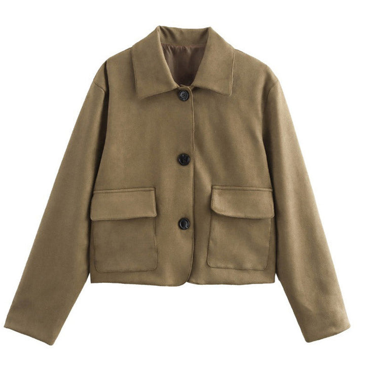 Veste courte féminine à la mode avec poches poitrine pratiques et boutons cousus Chic & Stil