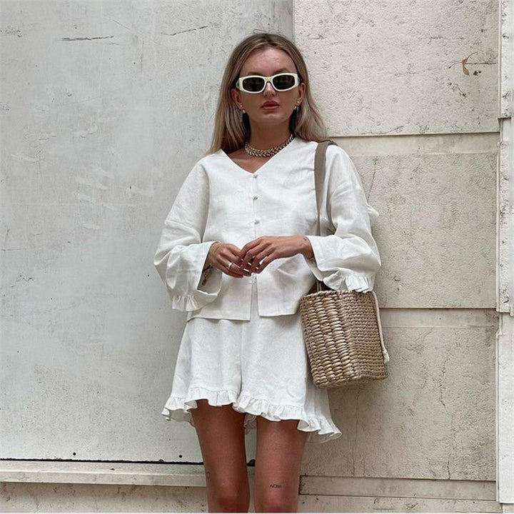 Light linen set for women with ruffle details Lune London