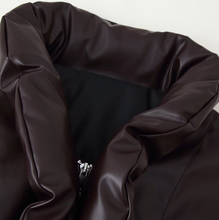 Veste courte stylée pour femmes avec col montant volumineux Chic & Stil