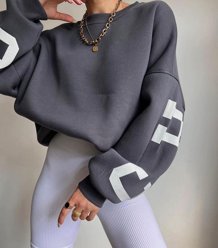 Oversized sweatshirt for women with Lune London logo catchy