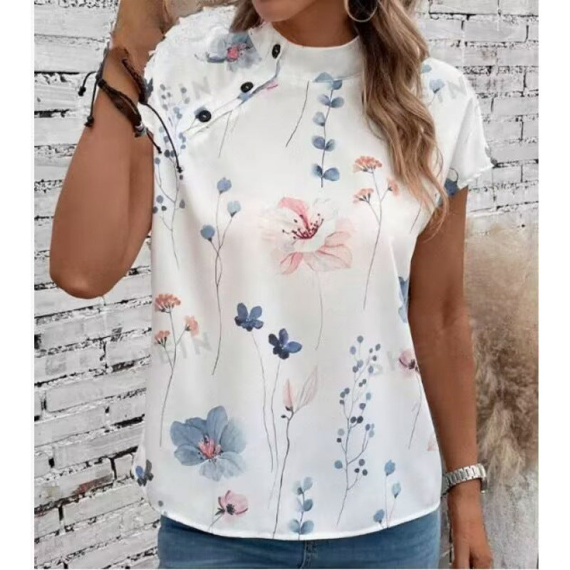 Blouse for women with floral pattern and unique button detail, short sleeves Lune London