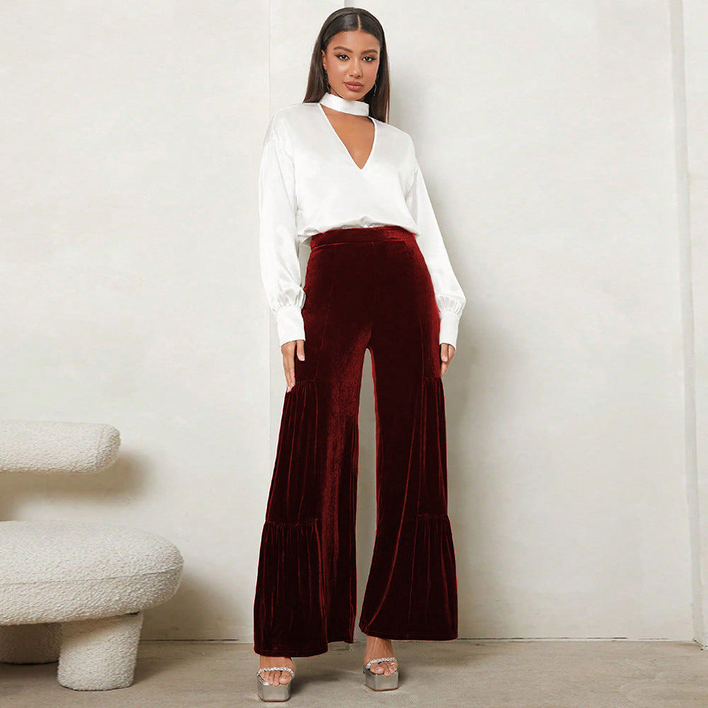 Loose plush pants for women with pleats and high waist Lune London