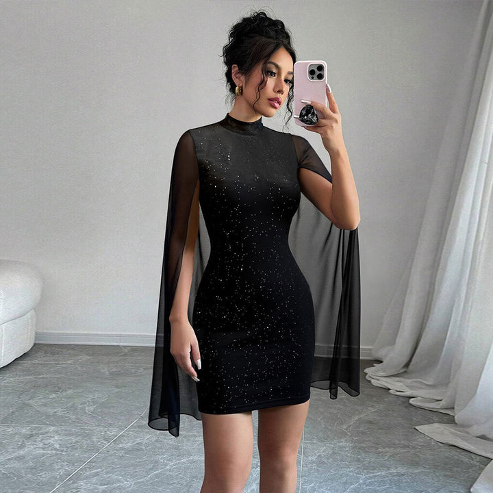 Robe de cocktail pour femmes avec superpositions transparentes et accents pailletés Chic & Stil
