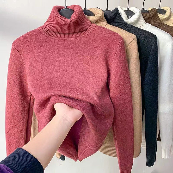 Cozy turtleneck sweater for ladies in fine knit Lune London