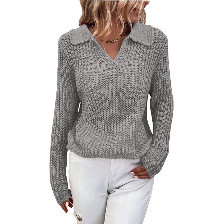 Knitted sweater for women with an elegant collar and a relaxed fit Lune London