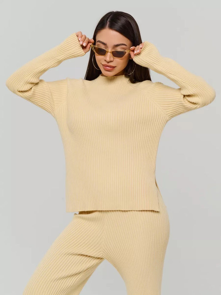 Women's ribbed knit pullover with a relaxed fit and a wide collar Lune London