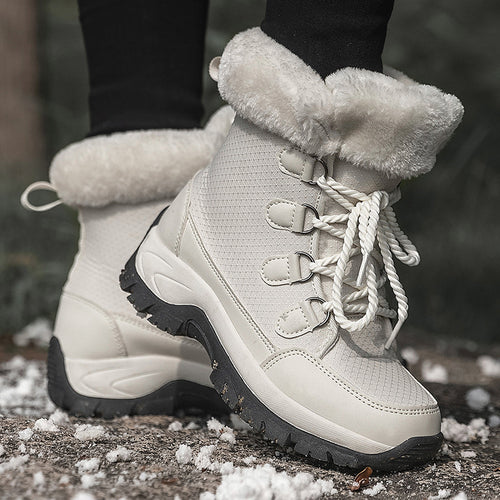 Winter boots for women with high-quality insulation and non-slip sole Amarae