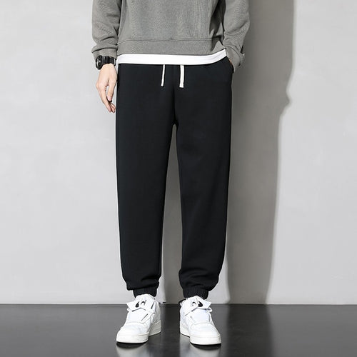 Casual sweatpants for men with elastic waistband and side pockets Amarae