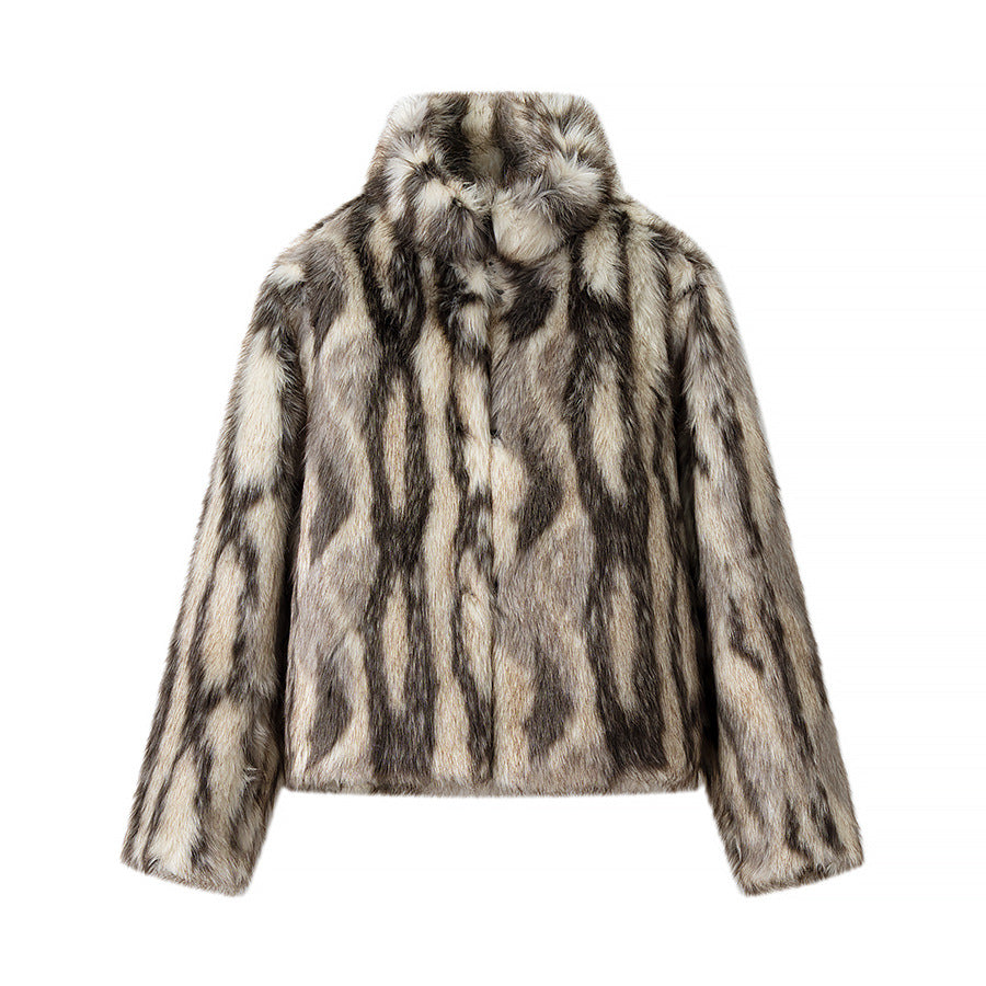 Women's short jacket in a faux fur mix with striped effect and stand-up collar Amarae