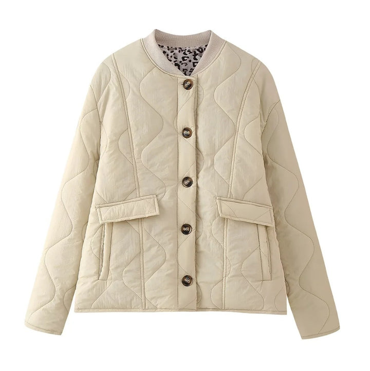 Short quilted jacket for women with pockets and modern collar Amarae