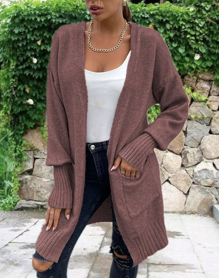 Knitted cardigan for women with a relaxed fit and large pockets Lune London