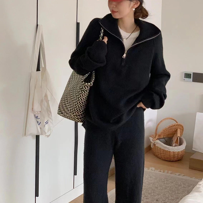 Hoodie de loisirs pour femmes avec col montant moderne et fermeture éclair Chic & Stil