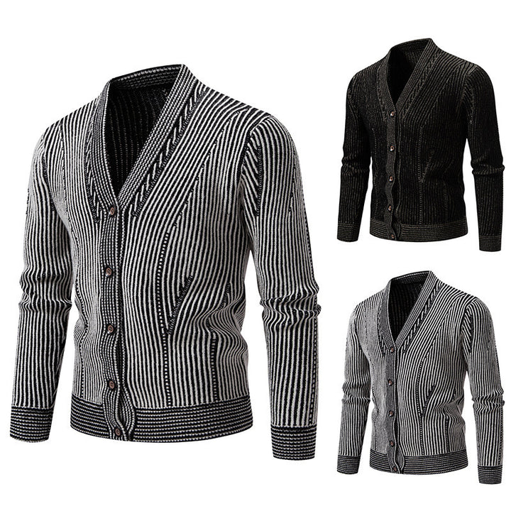 Elegant knitted jacket for men with V-neck and fine cable pattern Lune London