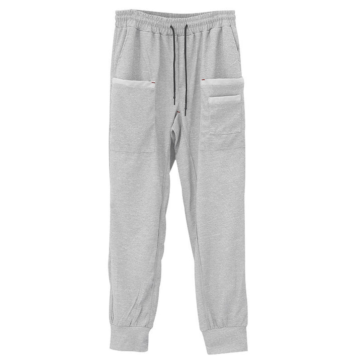 Men's cargo jogger pants with practical side pockets and an elastic waistband Lune London