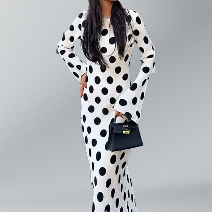 Robe maxi femme avec un motif à pois à la mode et des manches évasées Chic & Stil