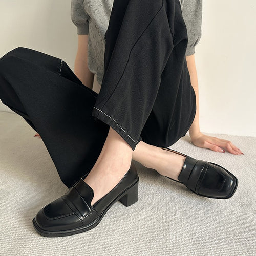 Women elegant block heel loafers with a shiny upper material and a comfortable insole Amarae
